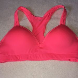 sports bra